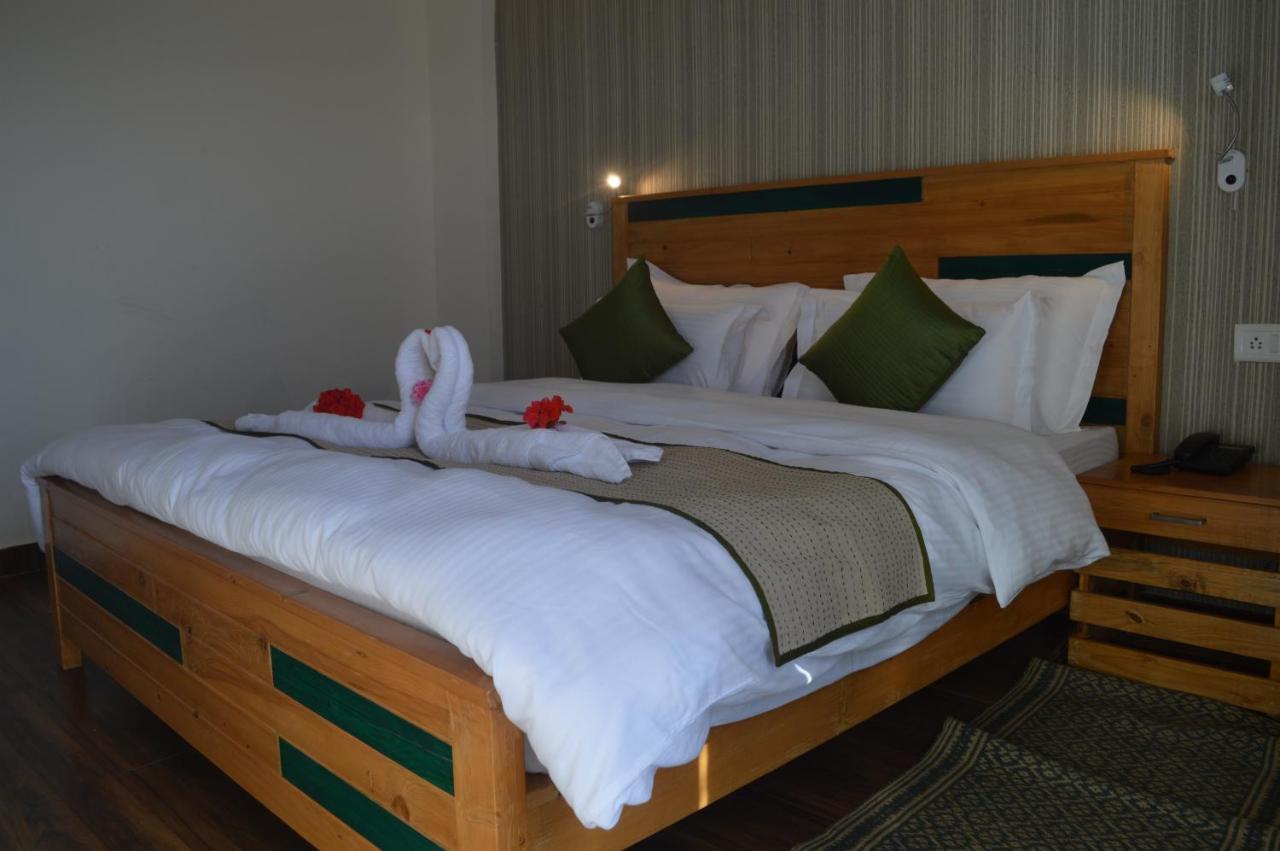 Spangle Heights Shimla, Suites And Residences Εξωτερικό φωτογραφία