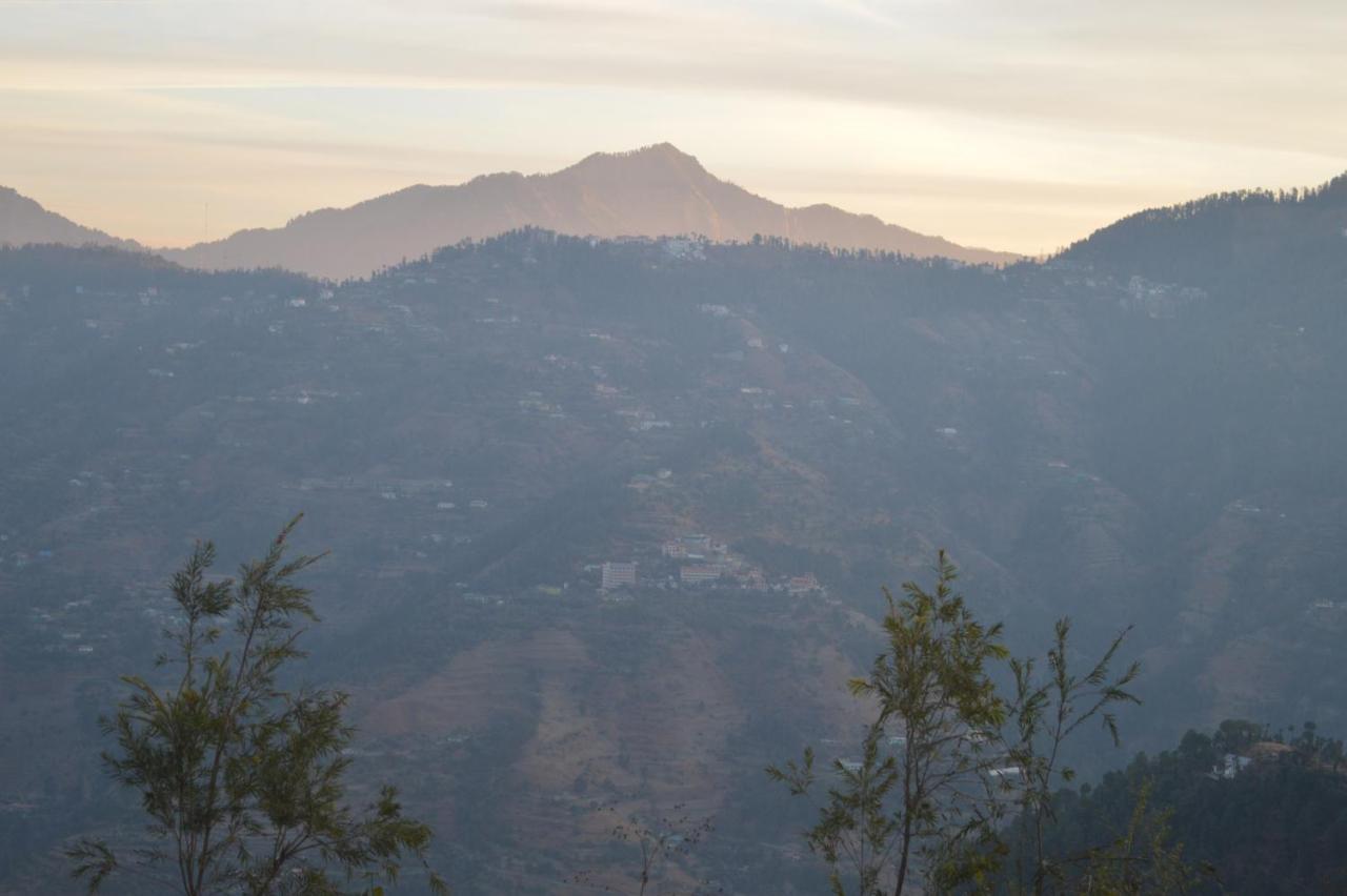 Spangle Heights Shimla, Suites And Residences Εξωτερικό φωτογραφία
